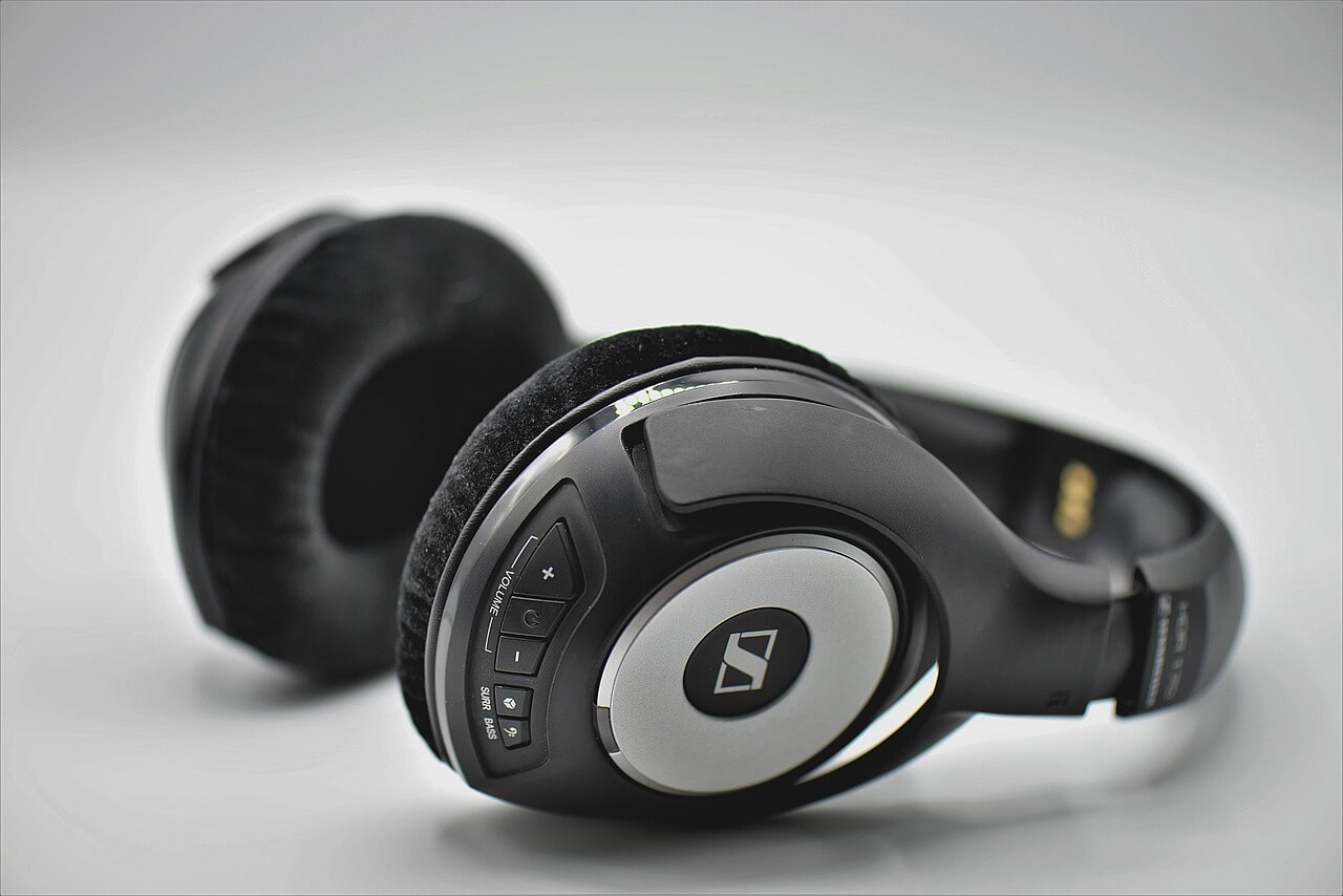 5 Ways To Avoid Buying Fake Headphones Scam Detector